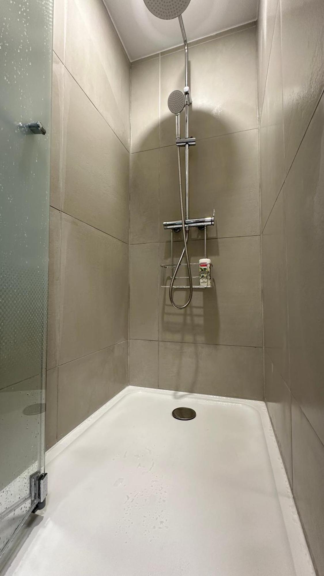 Lacharriere-Logement Entier 38M2 ปารีส ภายนอก รูปภาพ